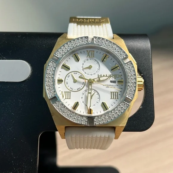 Haurex | Accessories | Haurex Challenger Italian Design  display picture 3